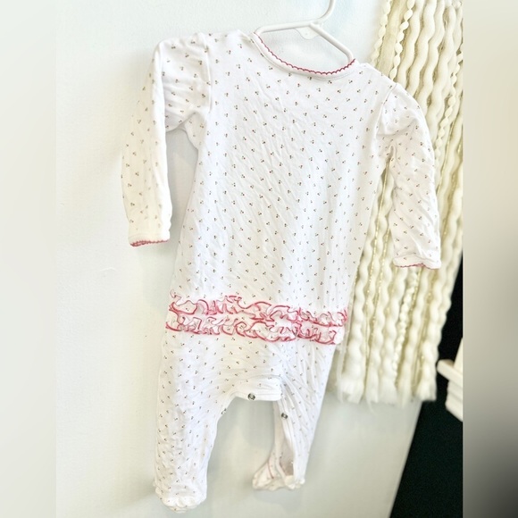 6-9m Magnolia Baby Christmas Holiday Footie Sleeper Pima Mistletoe - Picture 4 of 10